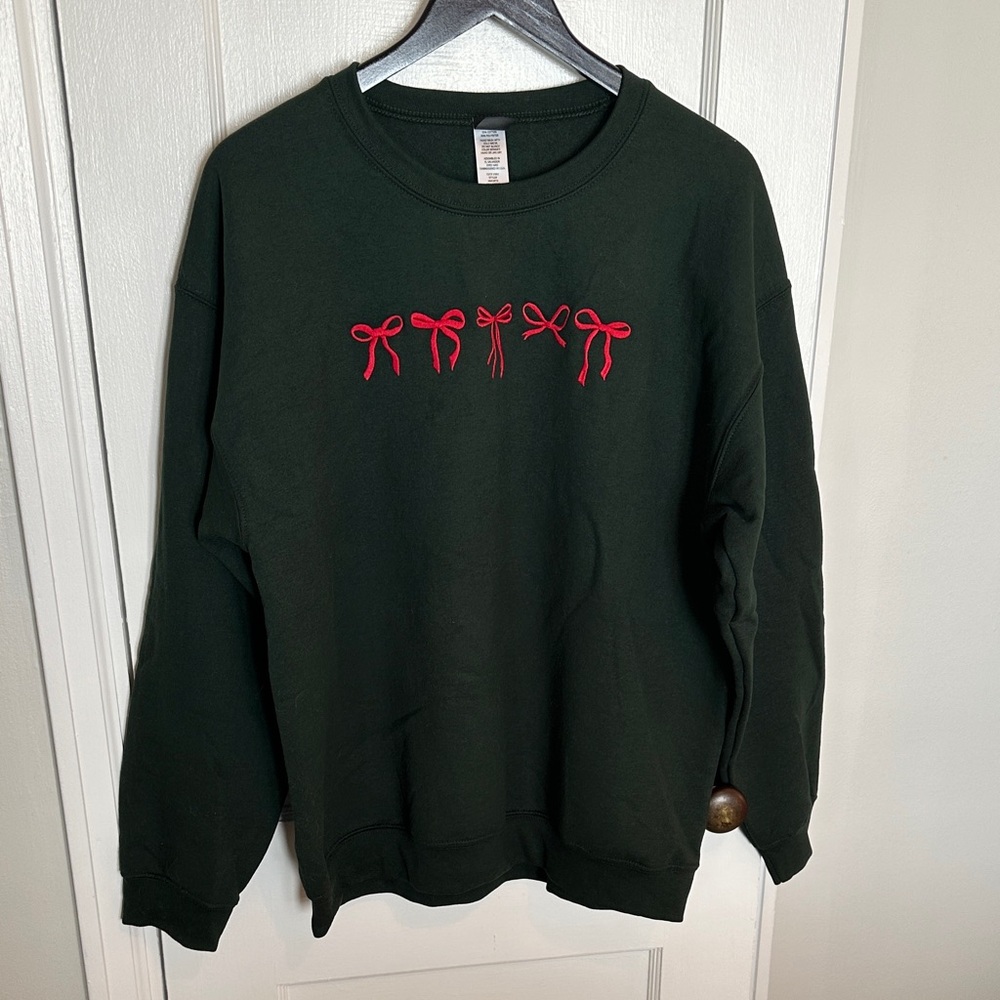 Ascot + Hart Embroidered Mini-Bows Holiday Sweatshirt- Green, S/M